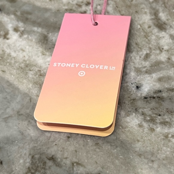 Stoney Clover Lane Pouch - Picture 3 of 4